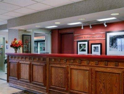Hotel Ramada By Wyndham West Memphis Interno foto